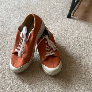 Dansko Vegan sneaker